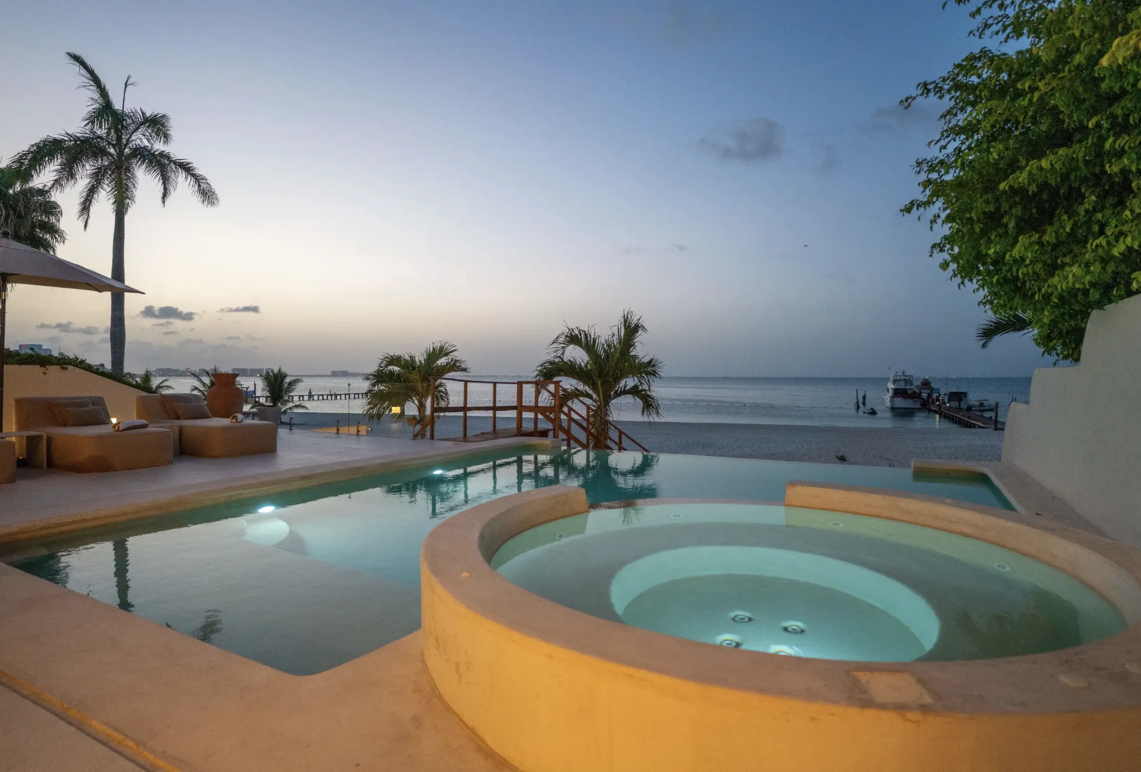 The La Clé de Playa team on the Riviera Maya